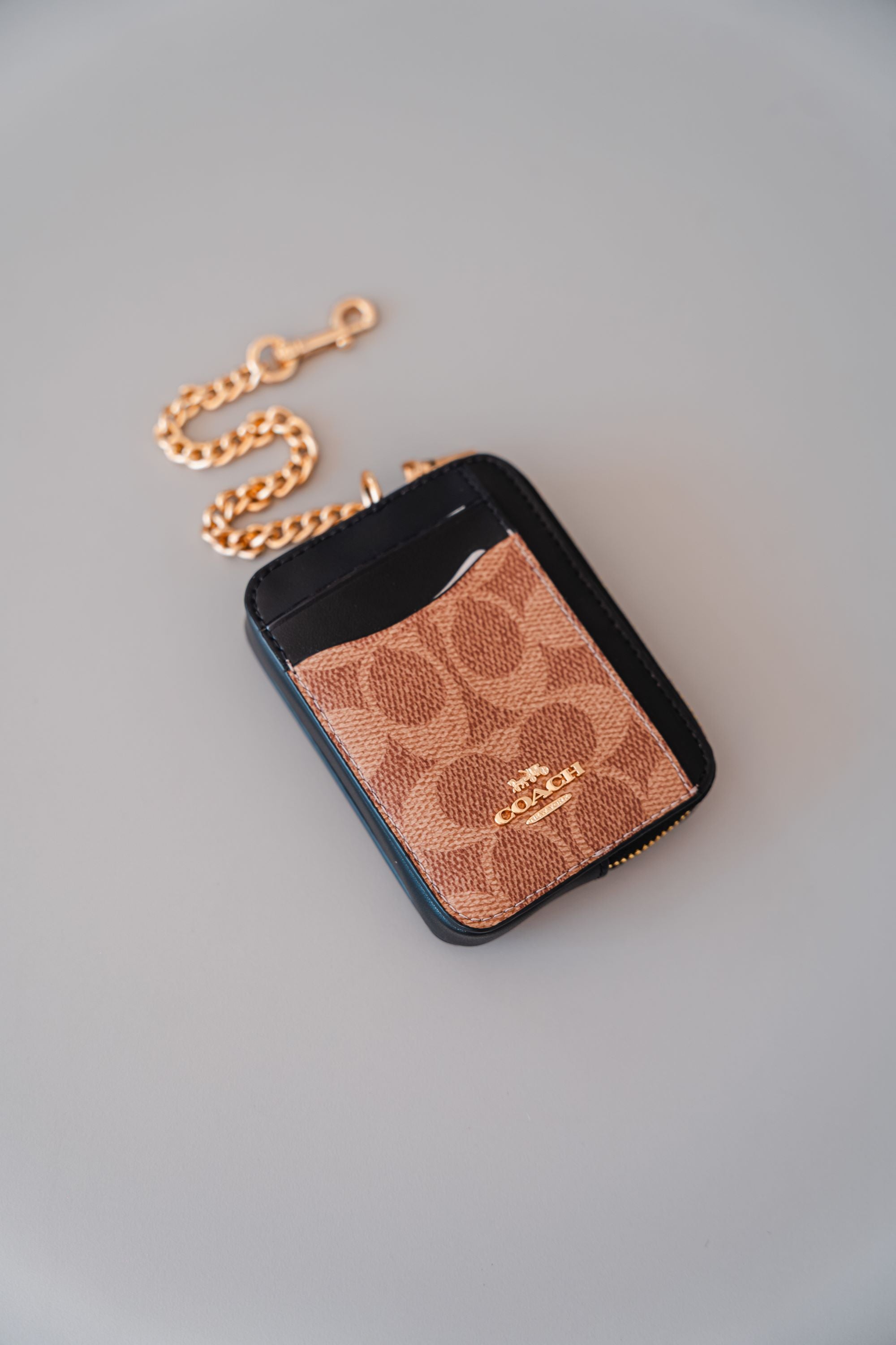 MONEDERO COACH ZIP CARD CASE