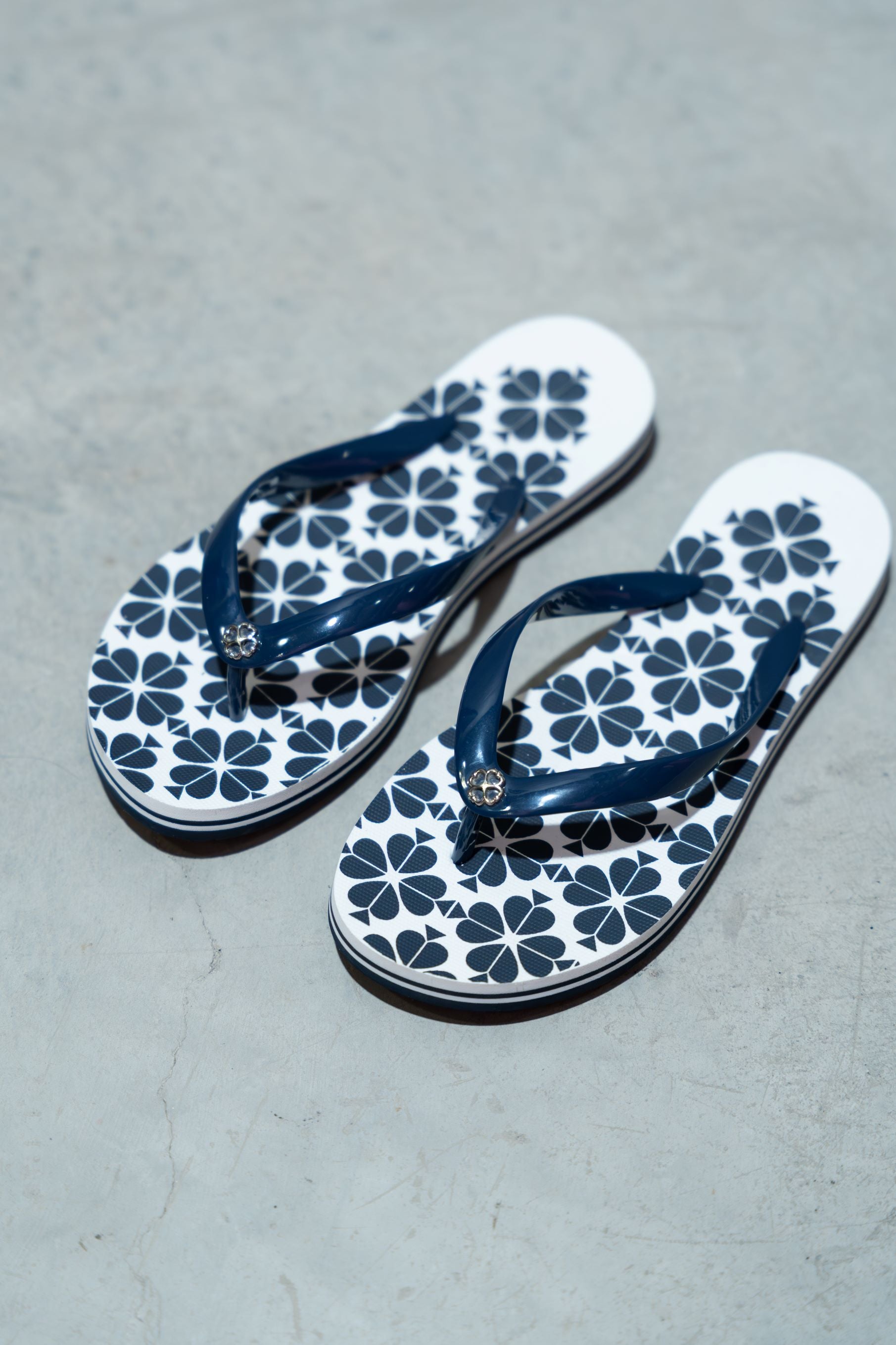 SANDALIAS PLAYERAS CON PATRÓN FLORAL ORIGINAL KATE SPADE