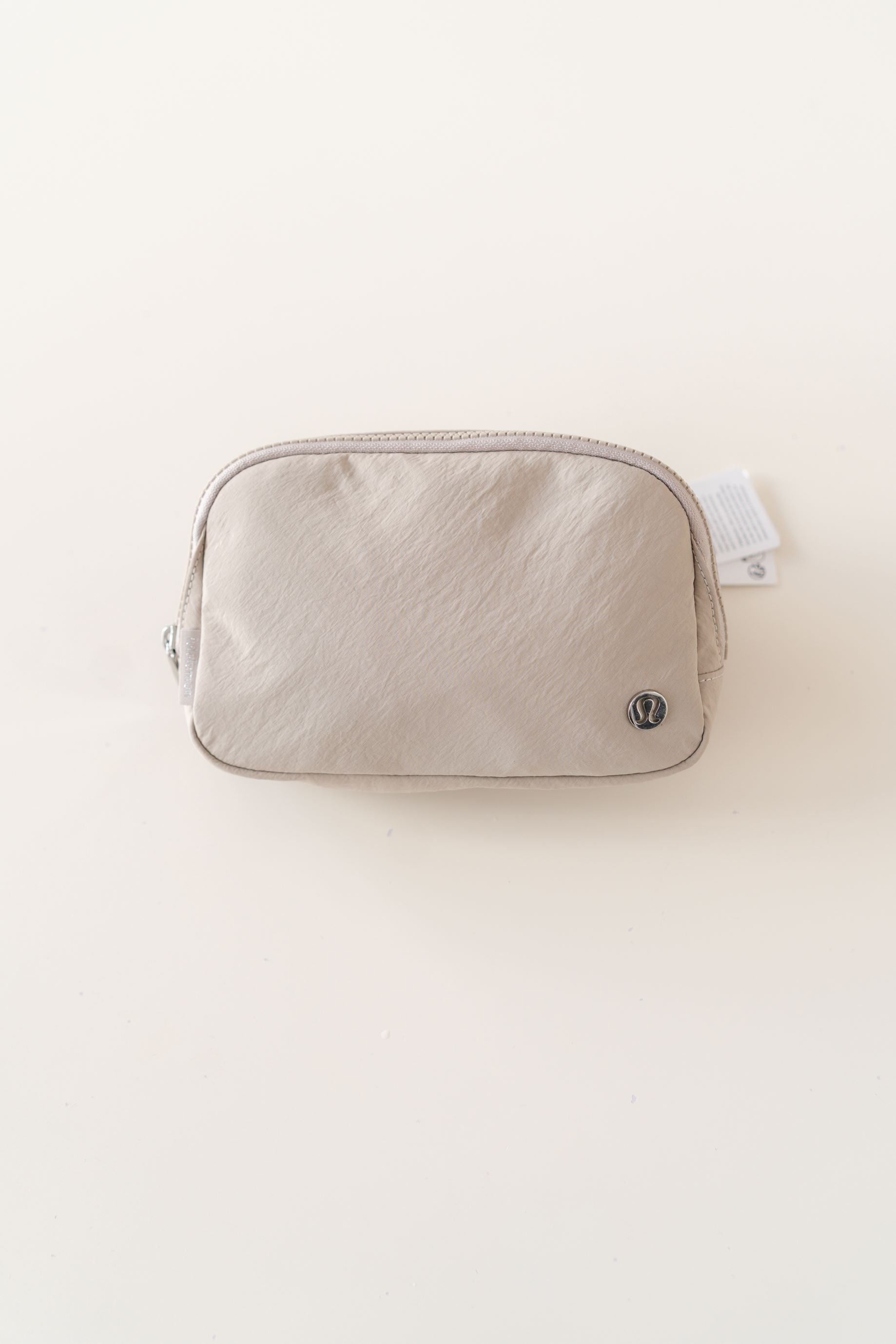 CANGUERERA LULULEMON POUCH