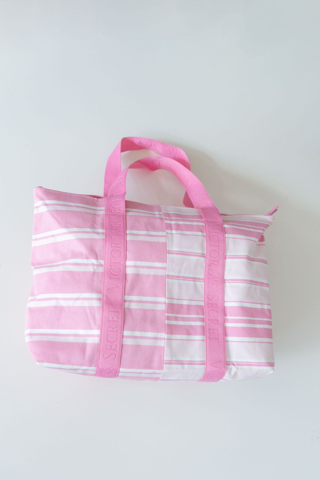 BOLSA TOTE VICTORIA'S SECRET (ROSADO Y BLANCO)