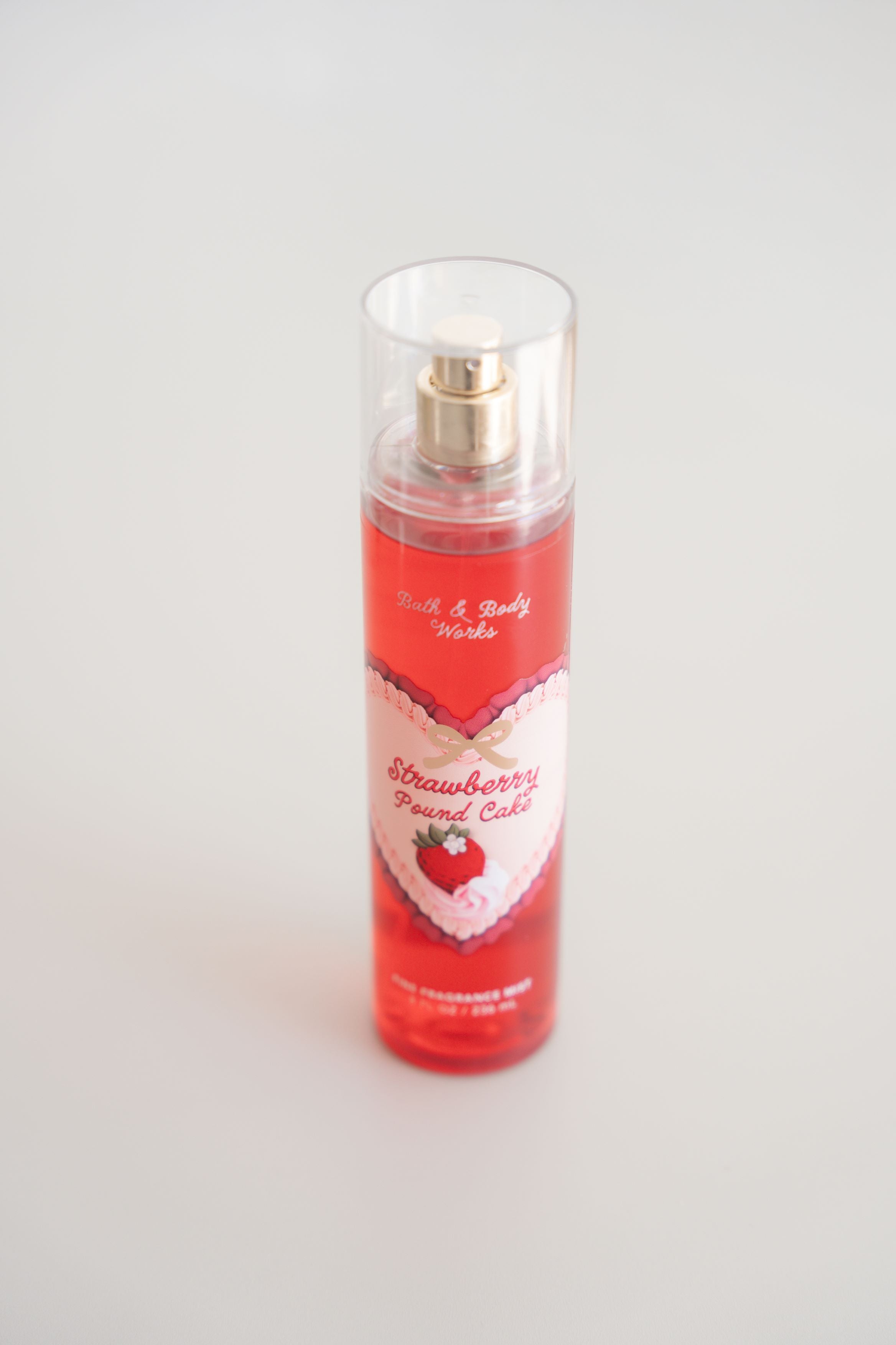 FRAGRANCE MIST-STRAWBERRY POUND CAKE BATH & BODY WORKS