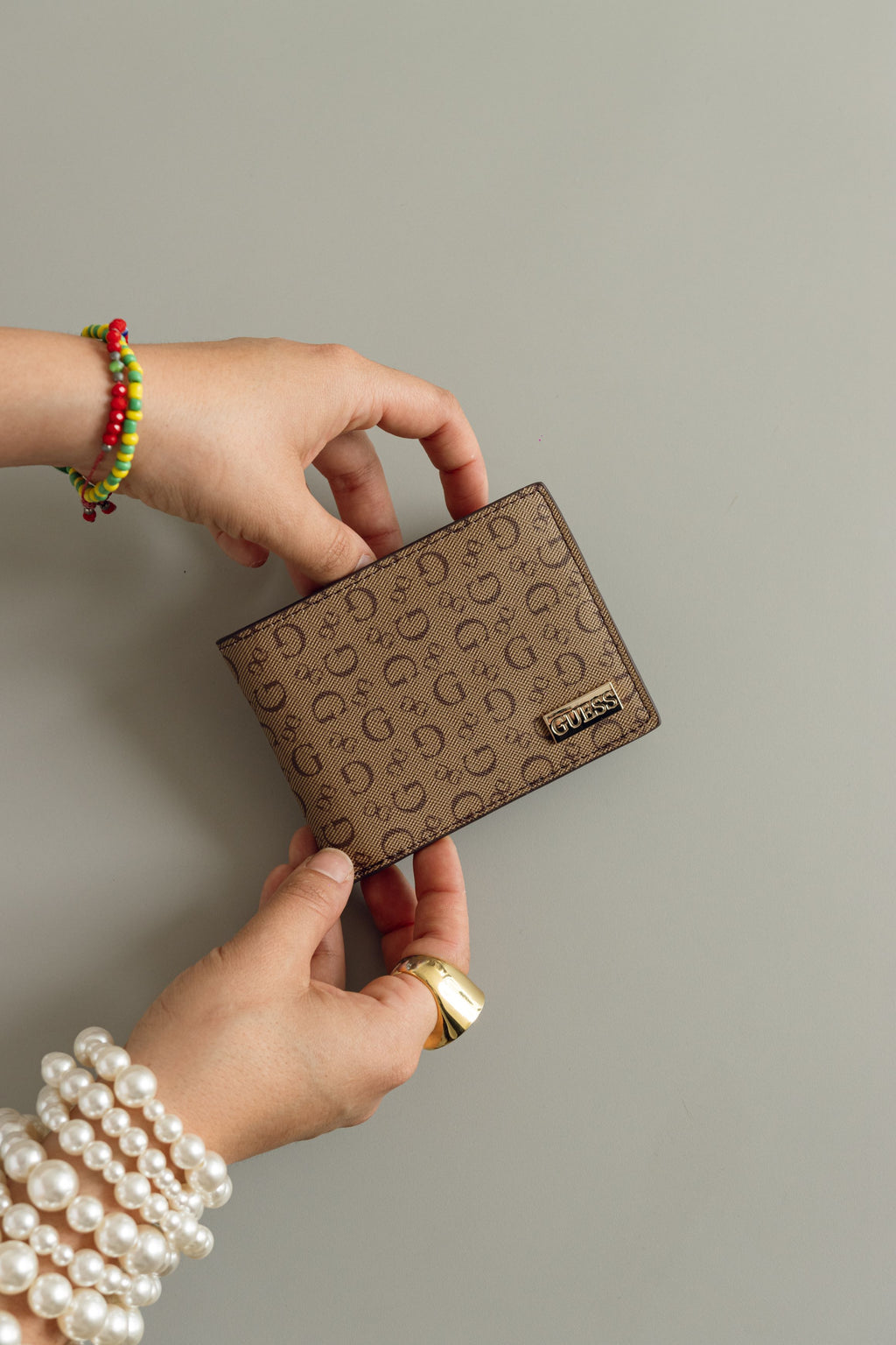 CARTERA GUESS