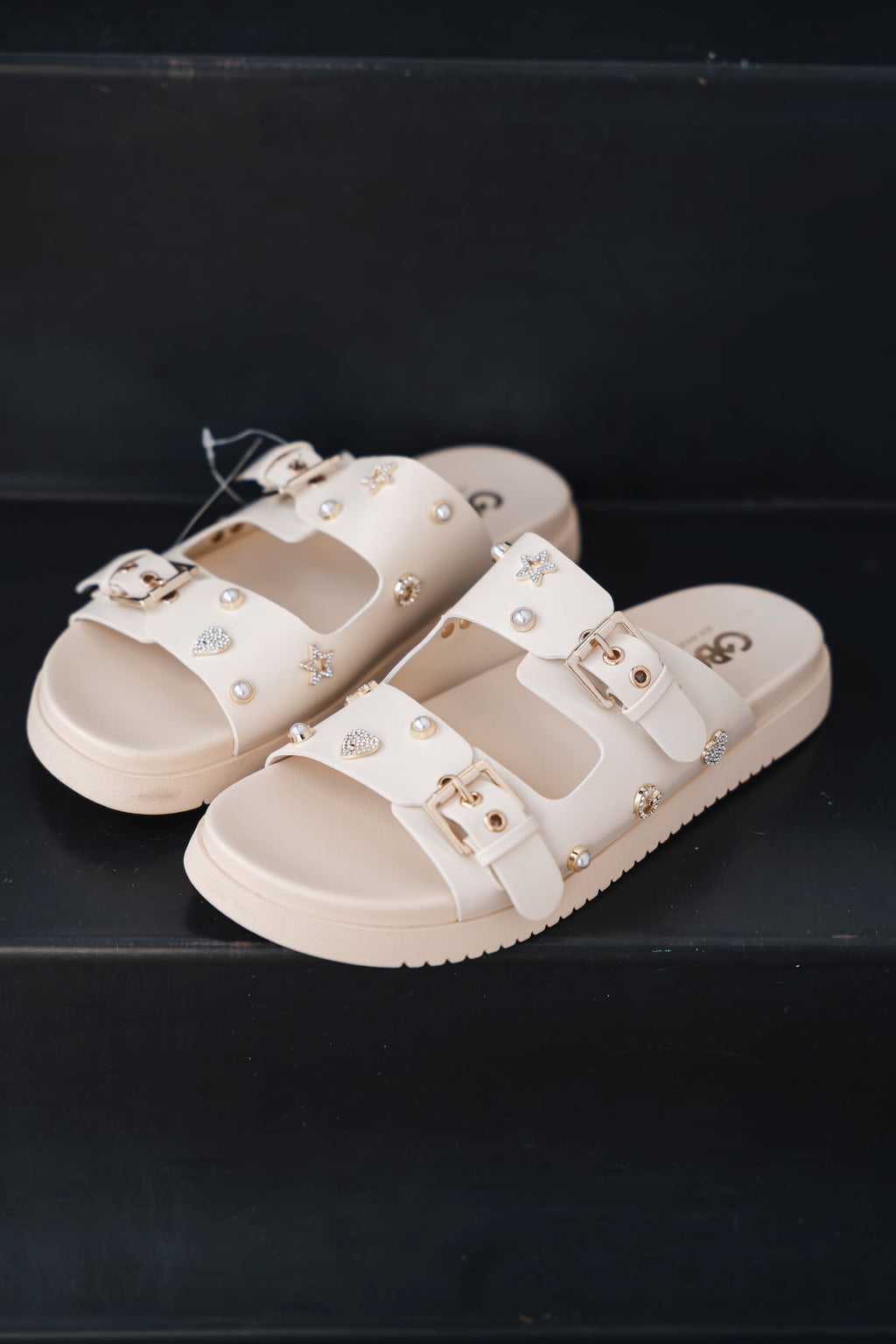 SANDALIAS GUESS