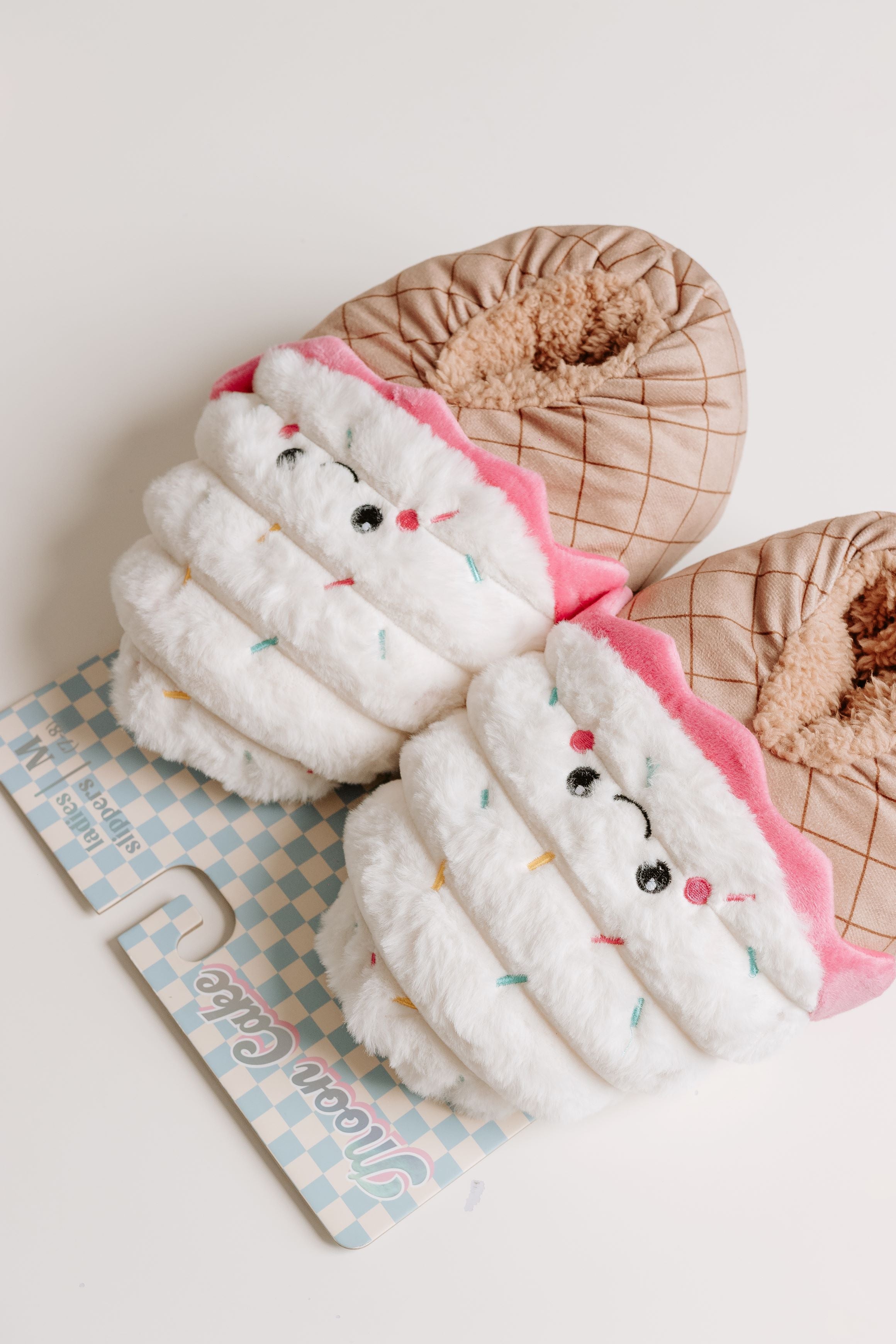 PANTUNFLAS DE PELUCHE ICE CREAM